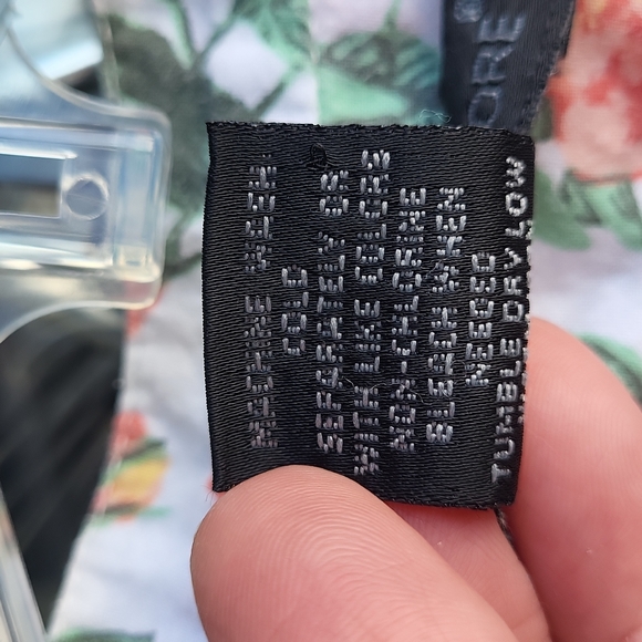 Preswick & Moore Floral Blouse -Size M - Picture 3 of 6